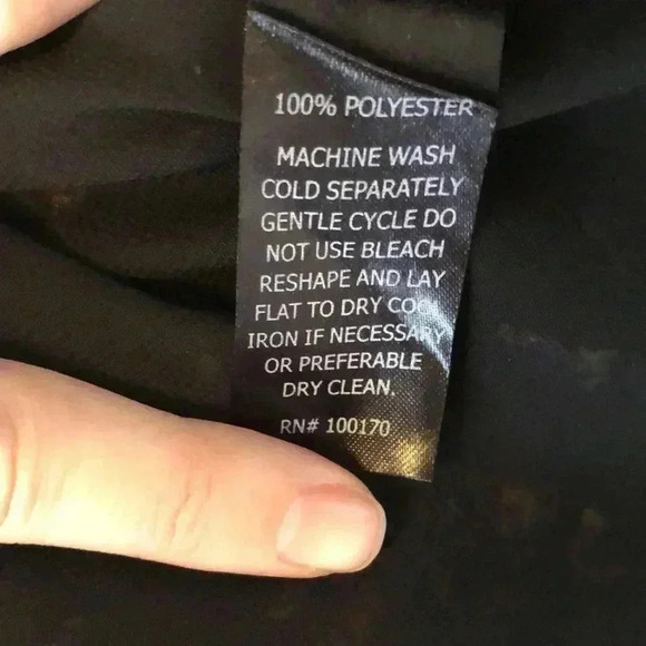 Emma & Olivia Sleeveless Floral Print Blouse - Picture 7 of 7